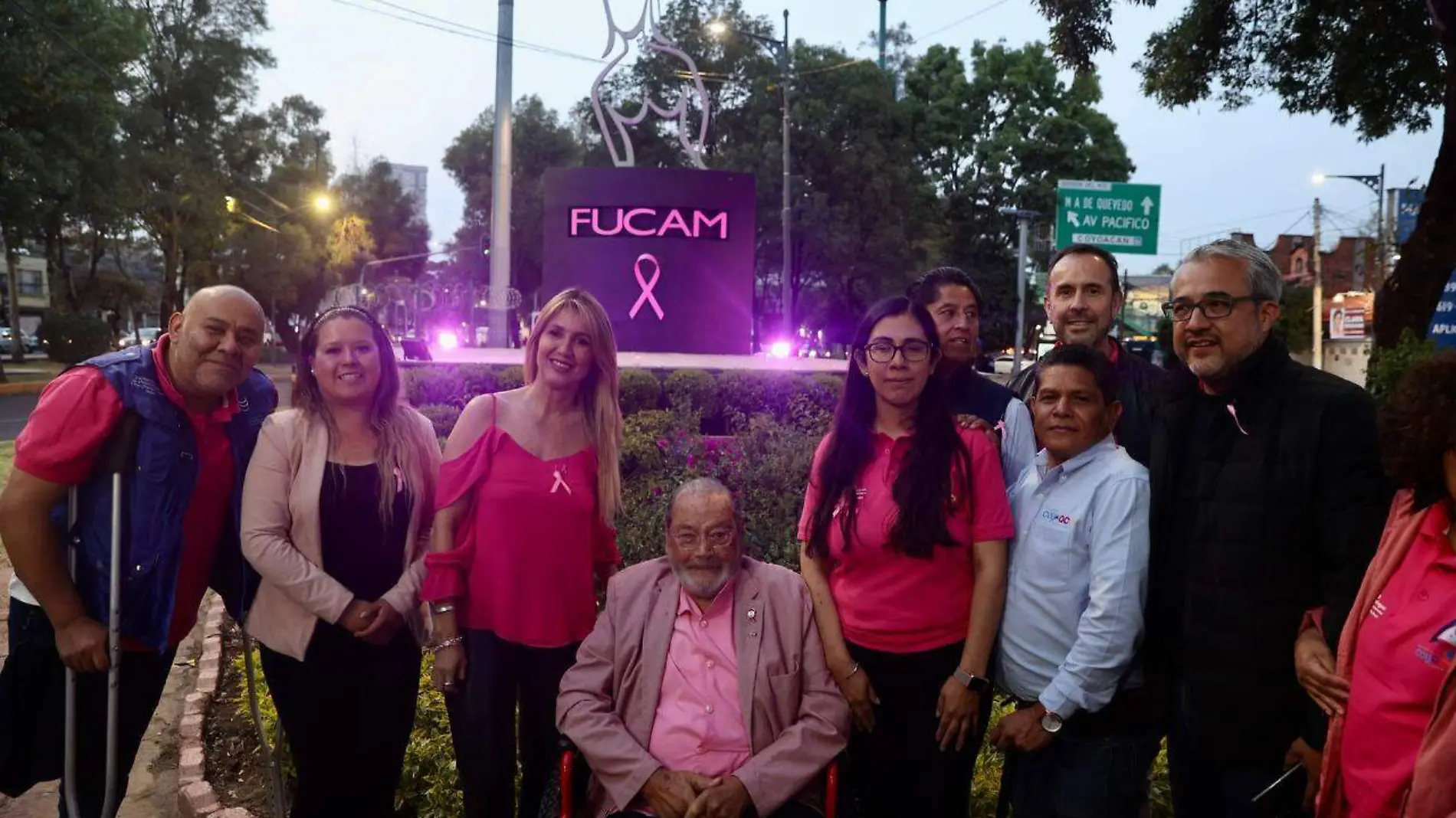 Día Mundial contra el cáncer de mama: Coyoacán se iluminó de rosa en apoyo a la lucha